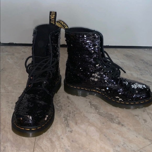 doc martens reversible